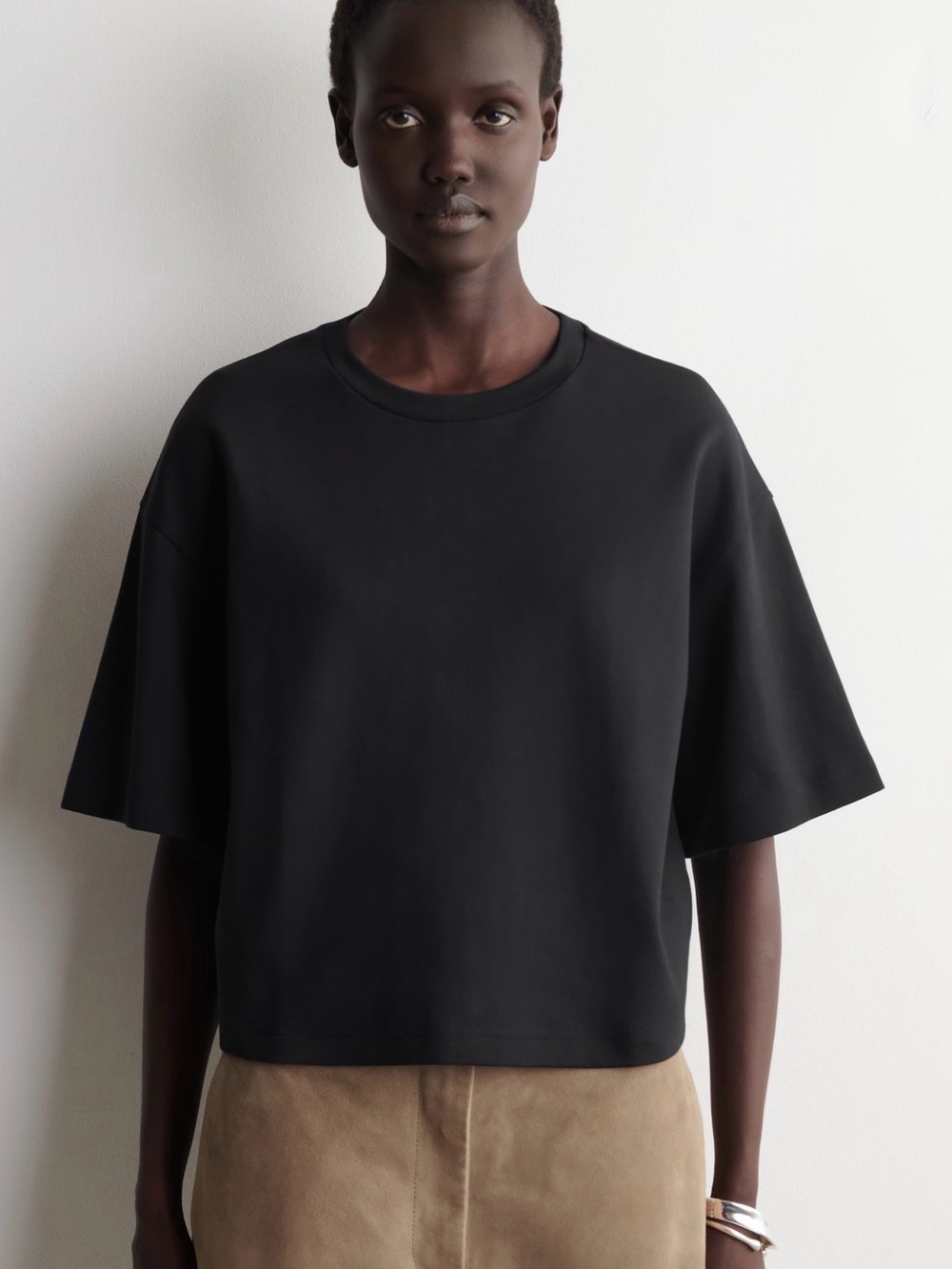 COS Black Oversized Short-Sleeve Crewneck Tee